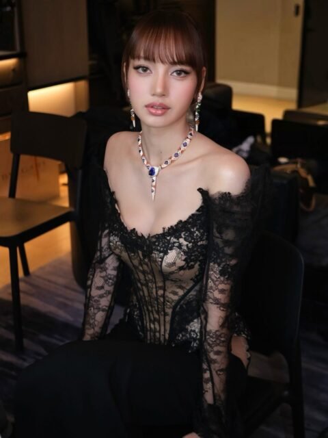 Тизер новой песни BLACKPINK Лисы вызвал волну критики