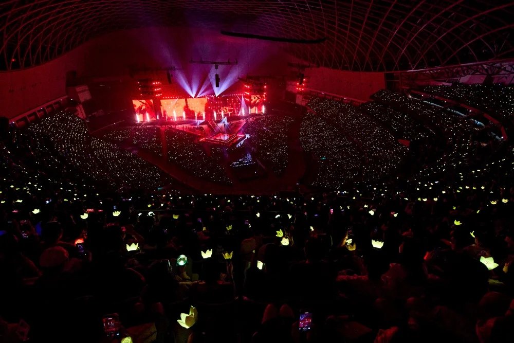 Группа BIGBANG собрала около 100 000 зрителей за три концерта на Тайбэйской арене в рамках старта азиатского этапа тура «XX: COSMOS»