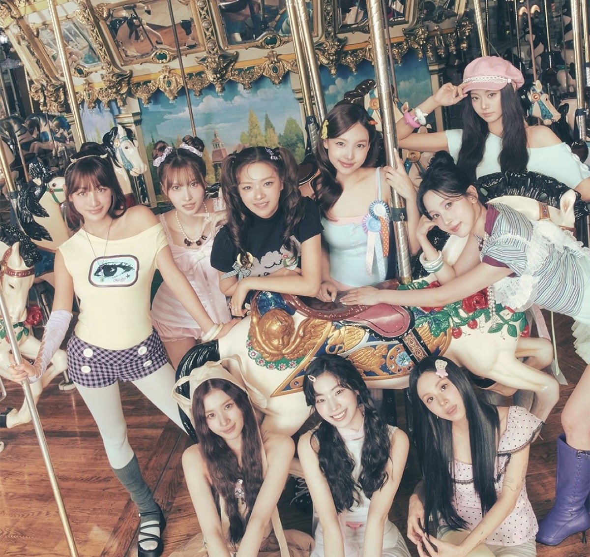 TWICE отметят 11-ю годовщину на фан-вечеринке на 750 мест на фоне растущего недовольства и неопределенности с продлением контрактов