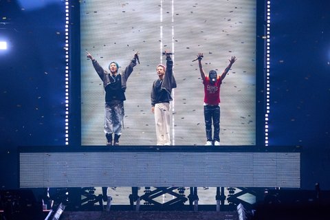 BIGBANG собрали 100 000 зрителей в Тайбэе и начали азиатский тур