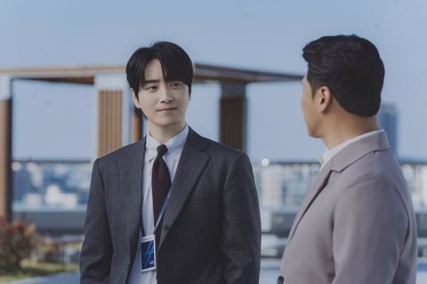 Ли Джун Хёк рассказал о возможном втором сезоне сериала «Даже победитель лотереи ходит на работу»