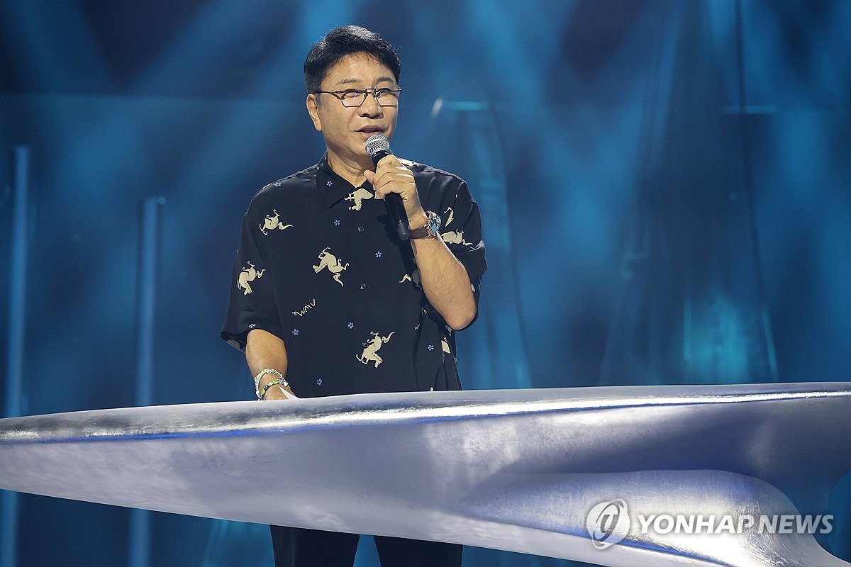 Вернувшийся на рынок K-pop Ли Су Ман: «Я думаю о будущем, созданном с помощью технологий… Я открою новую дверь»