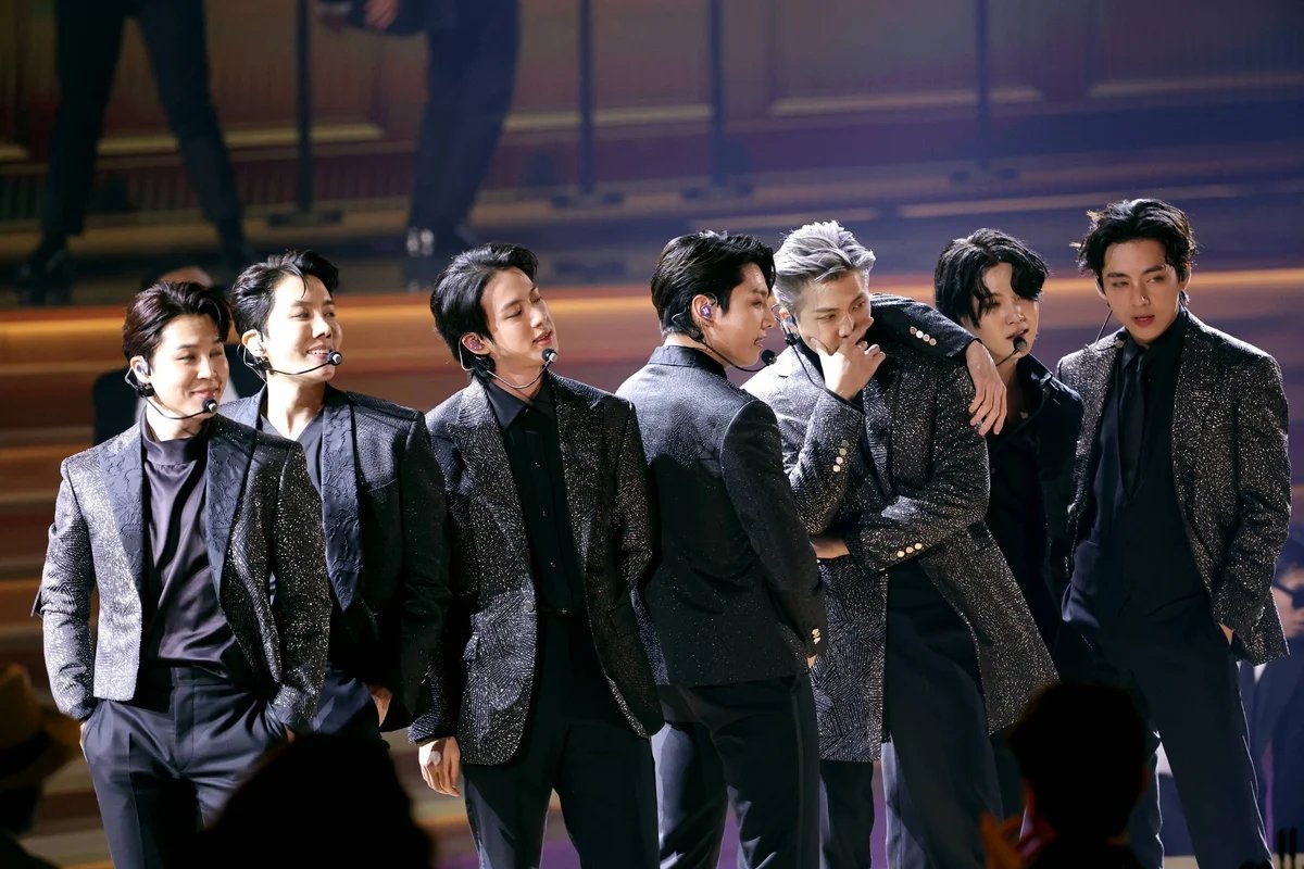 BTS не попали в номинации MAMA за танец и хореографию, а BIGBANG получили номинацию за танцевальное выступление
